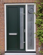 Raamfolie verticaal sierlijke hartje en namen